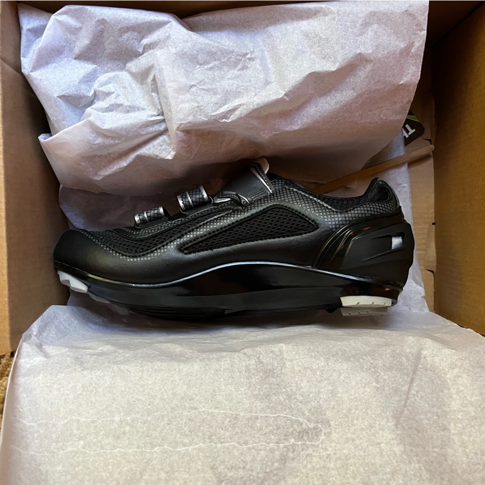 Gavin Elite Road / Indoor Cycling Shoe - 2 and 3 Bolt Cleat Compatible